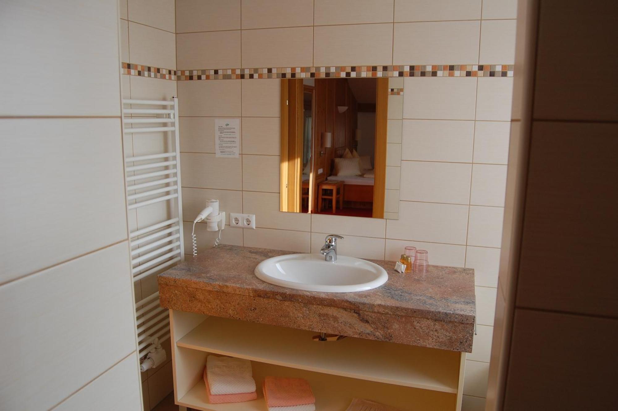 Hotel Brunnwirt Weissbriach Dış mekan fotoğraf